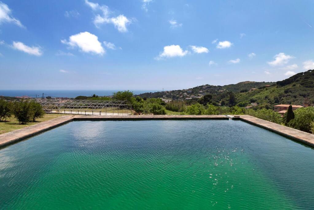Designer Home With Pool Near Beach And Village Alella Εξωτερικό φωτογραφία